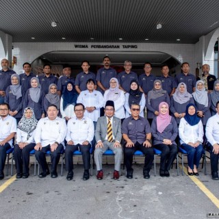 LAWATAN DAN KUNJUNGAN HORMAT JAWATANKUASA KHAS KABINET (CABCOM) NEGERI SARAWAK KE MAJLIS PERBANDARAN TAIPING